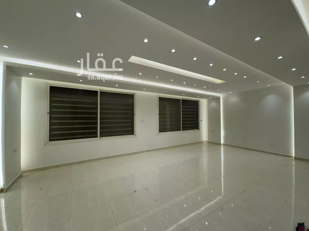 فيلا 7 غرف في النرجس 4