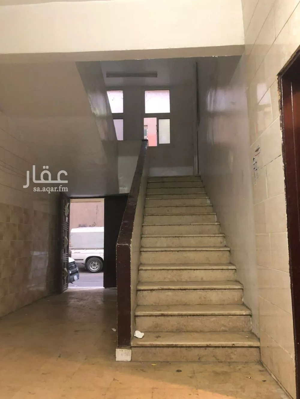 عمارة 270 م² في منفوحة 5