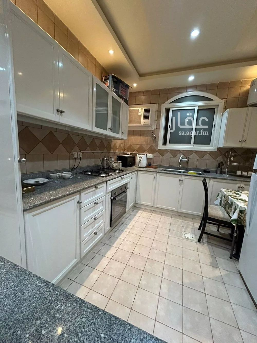 شقة 3 غرف في الحمراء 3