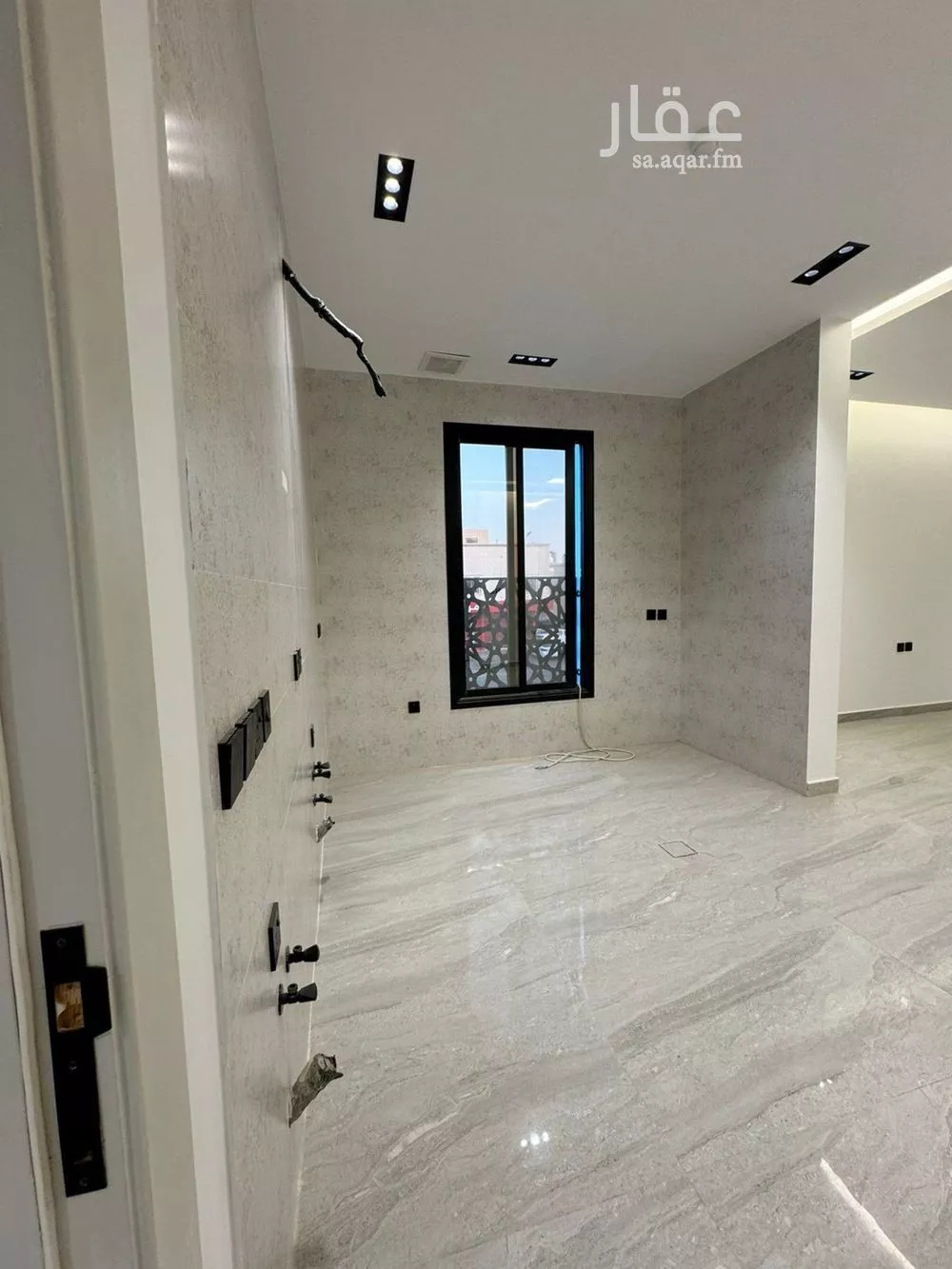 شقة 3 غرف في الحزم 3