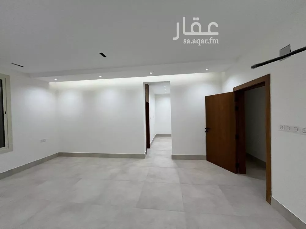 8 bedroom villa in Sultana, Riyadh 14