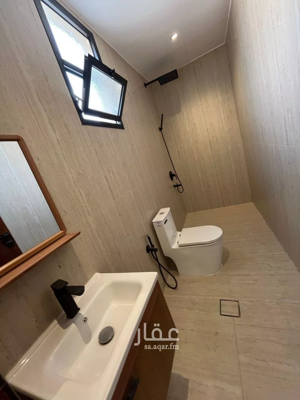 دور 5 غرف في السويدي 4