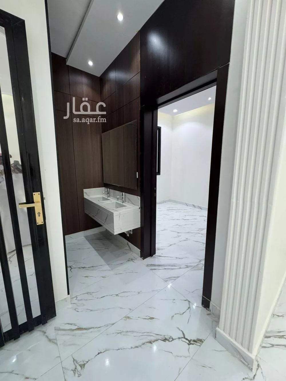 فيلا 10 غرف في العريجاء الغربية 4