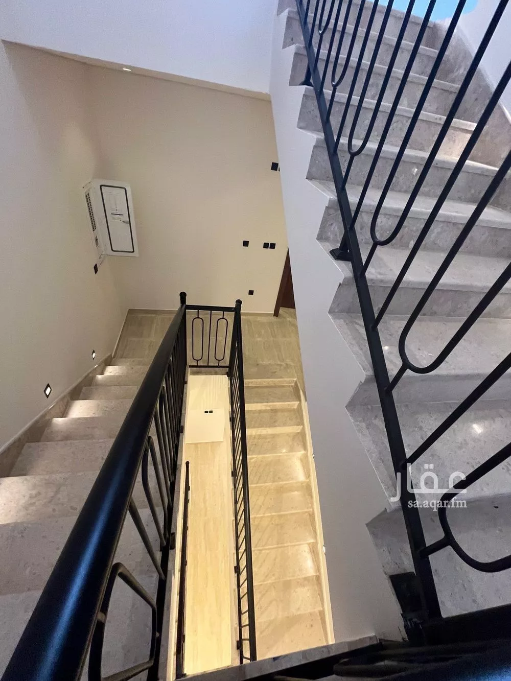 9 bedroom villa in Dhahrat Al Badiah, Riyadh 8