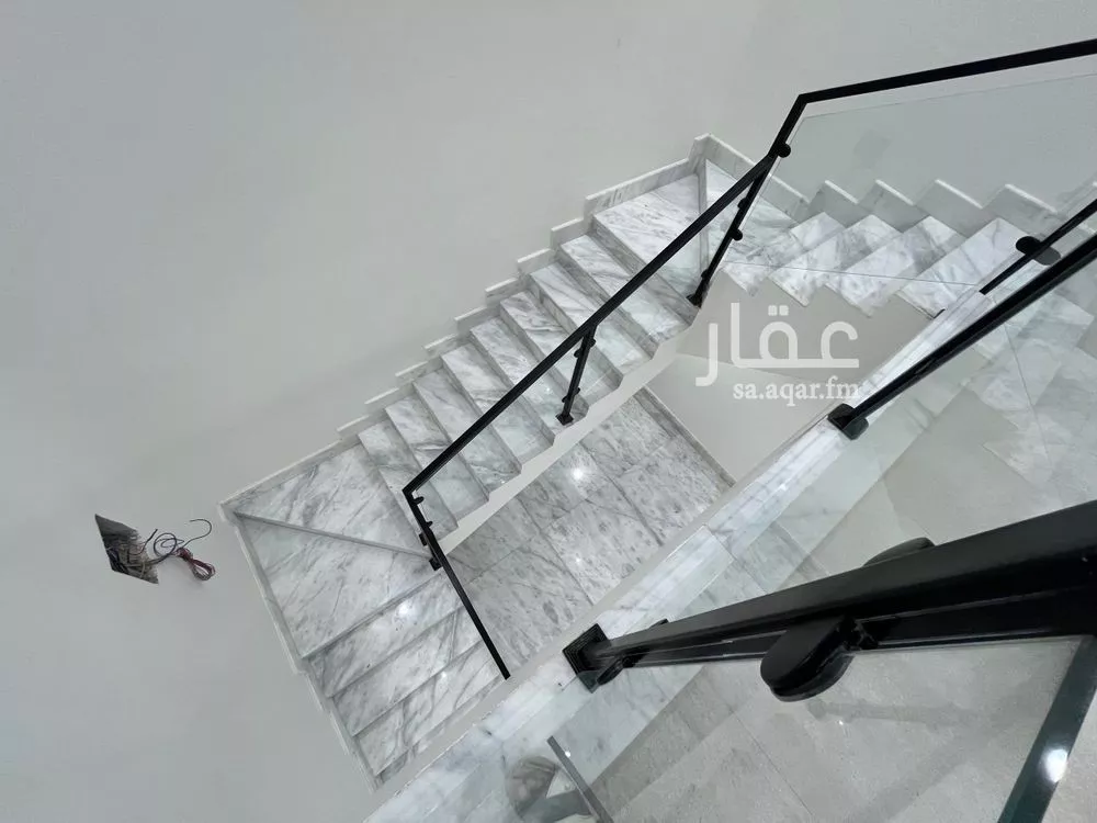 8 bedroom villa in Sultana, Riyadh 7