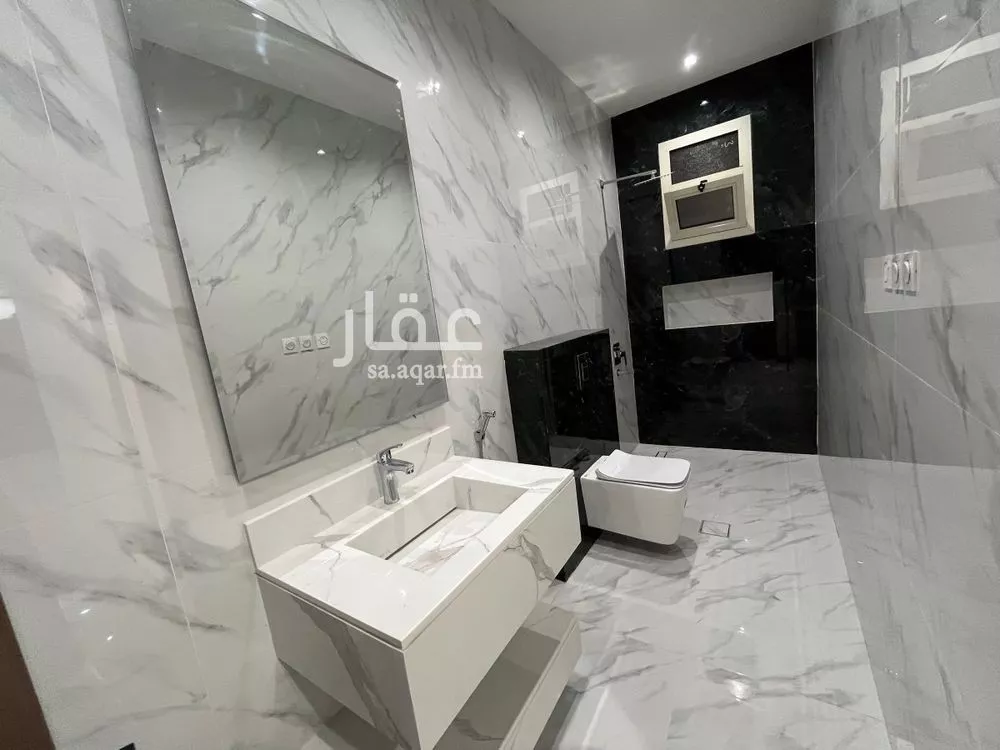 8 bedroom villa in Sultana, Riyadh 12