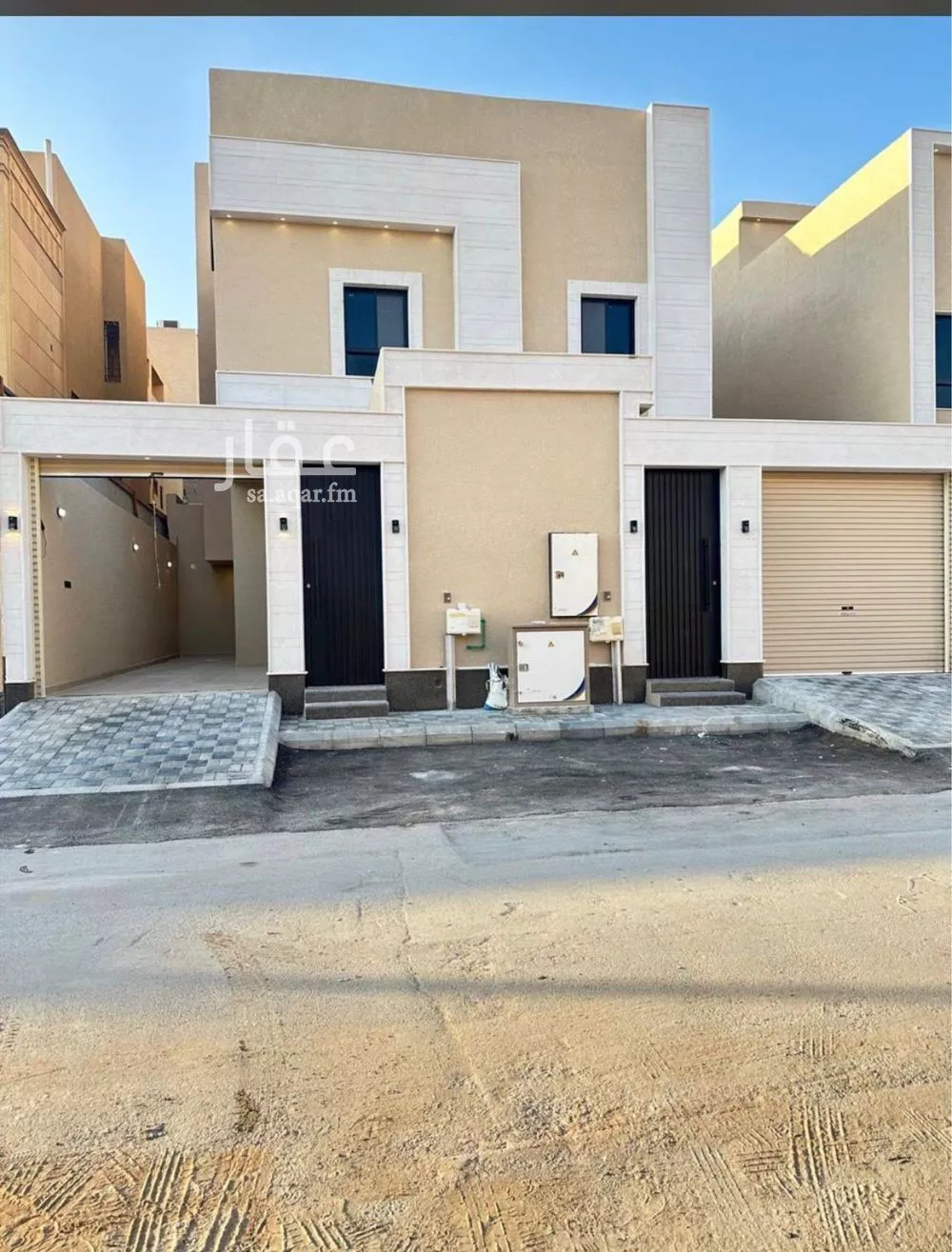7 bedroom floor in Al Hazm 1