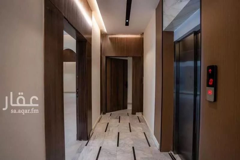 شقة 5 غرف في الريان 1