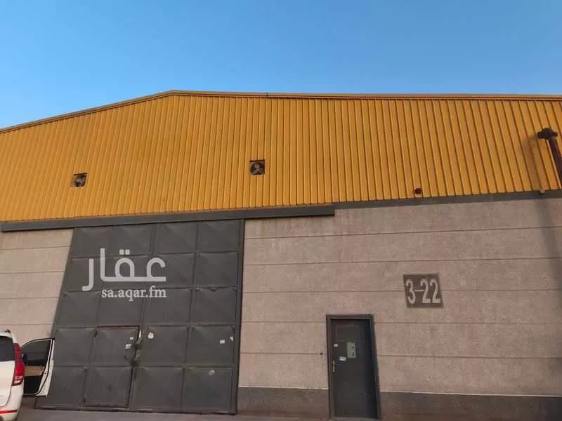 مستودع 3430 م² في السلي 3