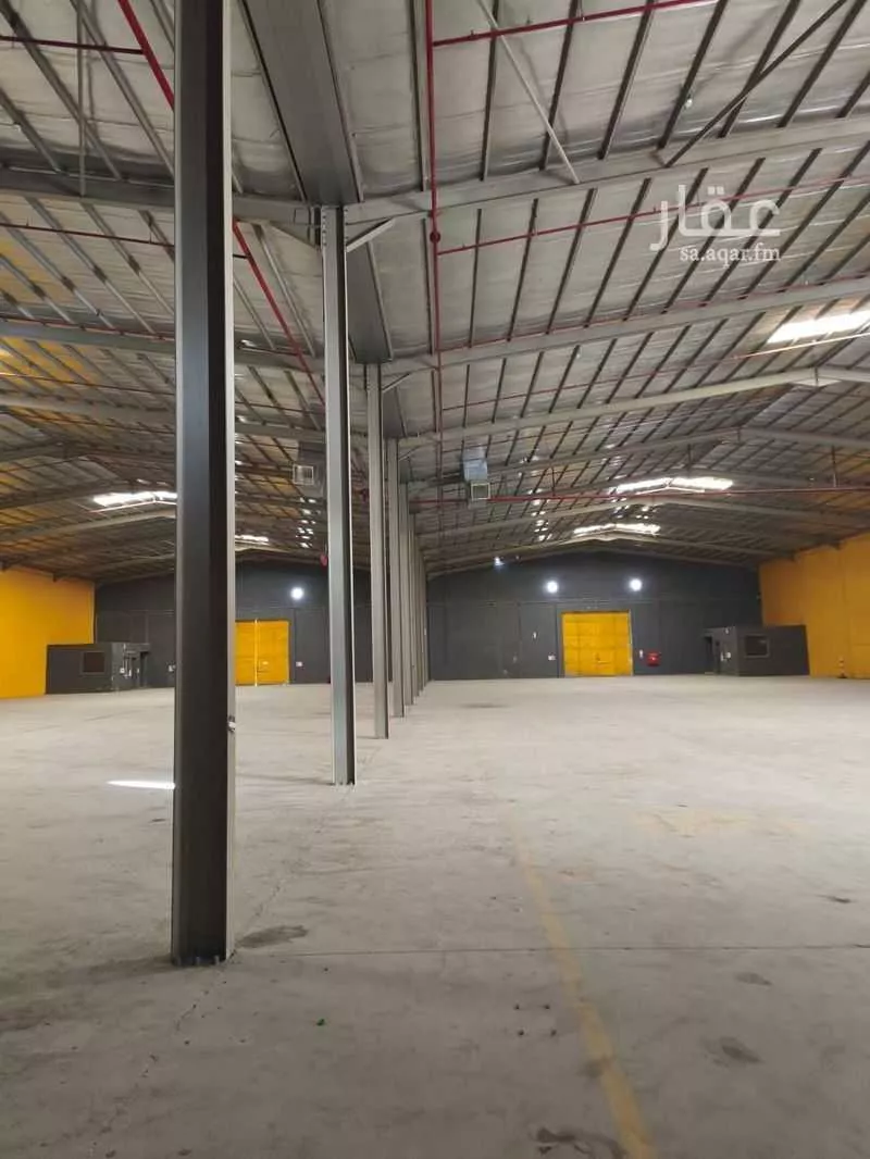 مستودع 3430 م² في السلي 1