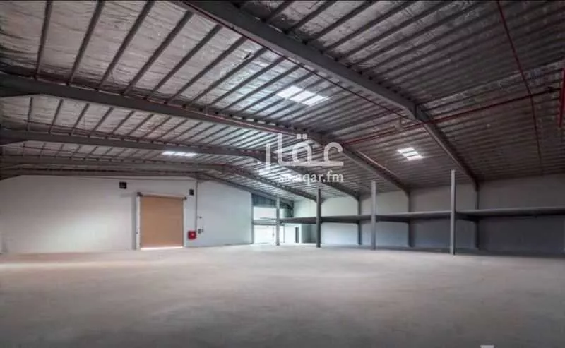 مستودع 198549 م² في السلي 2