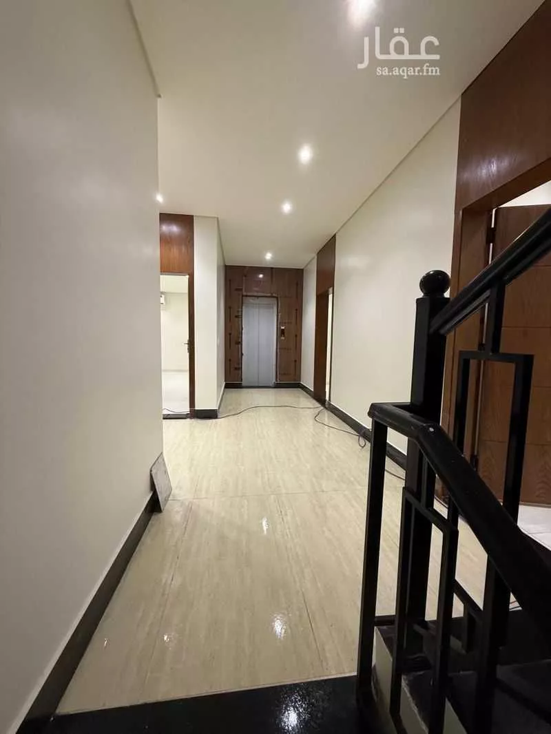 عمارة 325 م² في الثقبة 5