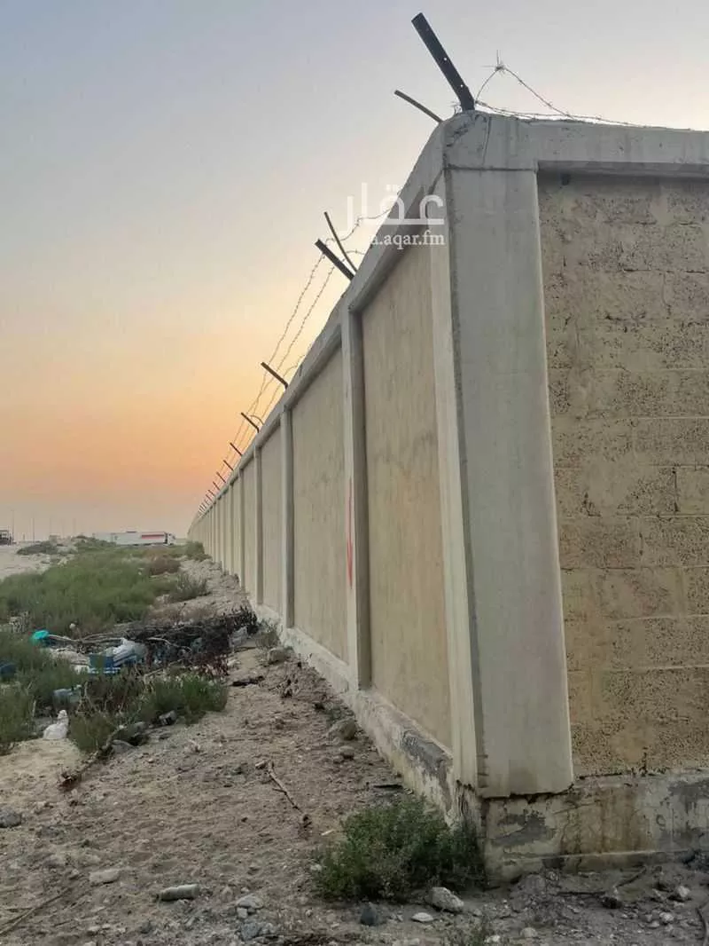 أرض 77215 م² في الأمل 3