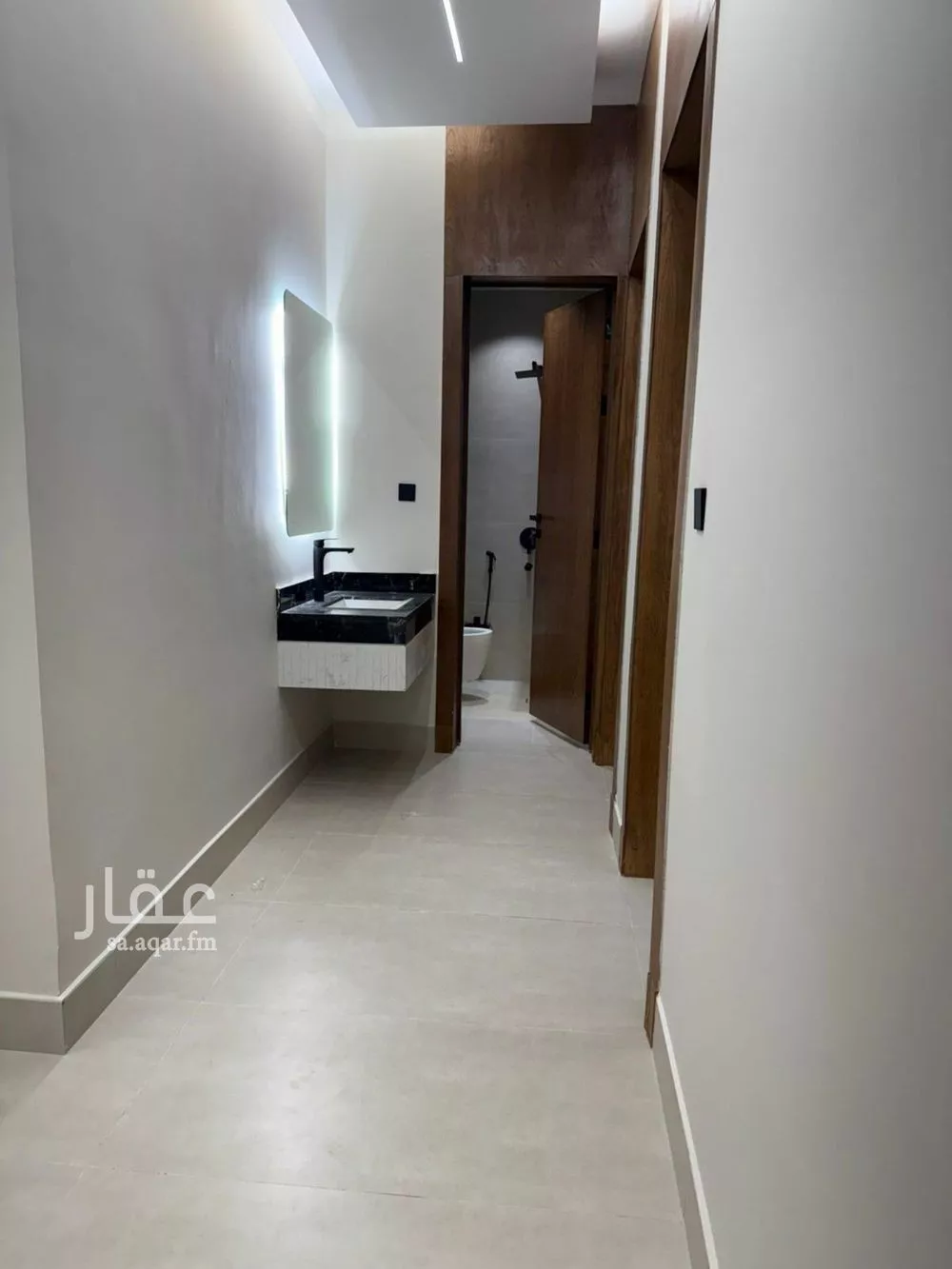 5 bedroom apartment in Dhahrat Namar, Riyadh 15