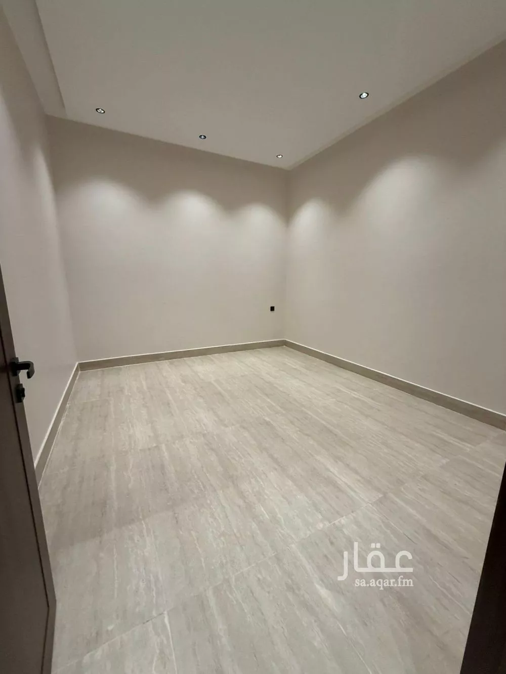 فيلا 5 غرف في بدر 5