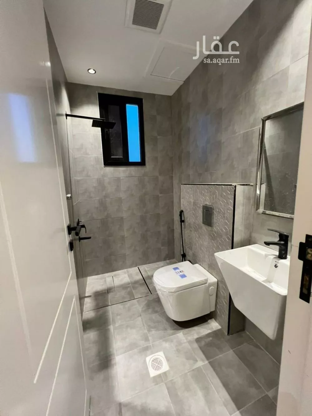 شقة 5 غرف في طويق 2