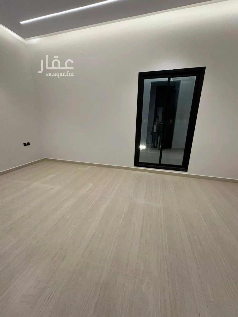 فيلا 8 غرف في الجنادرية 3