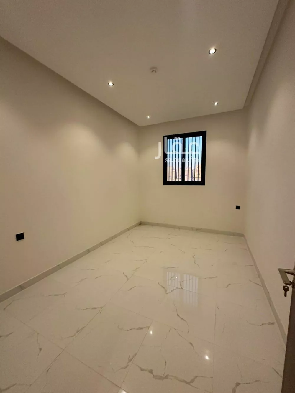 شقة 4 غرف في الحزم 3