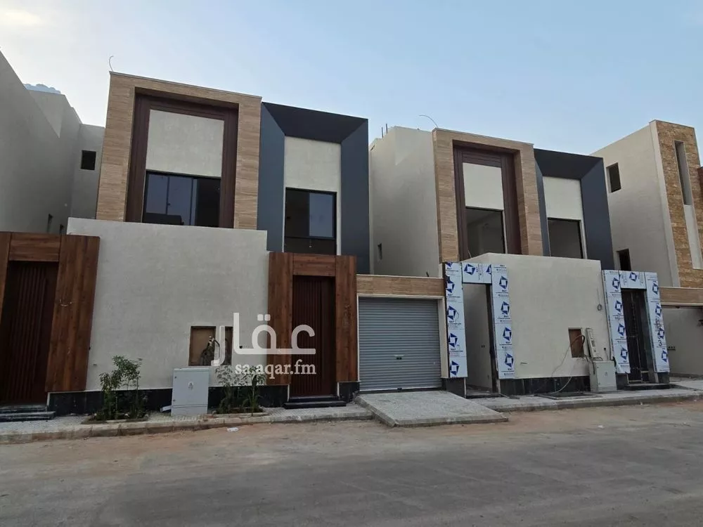 شقة 5 غرف في الرمال 2