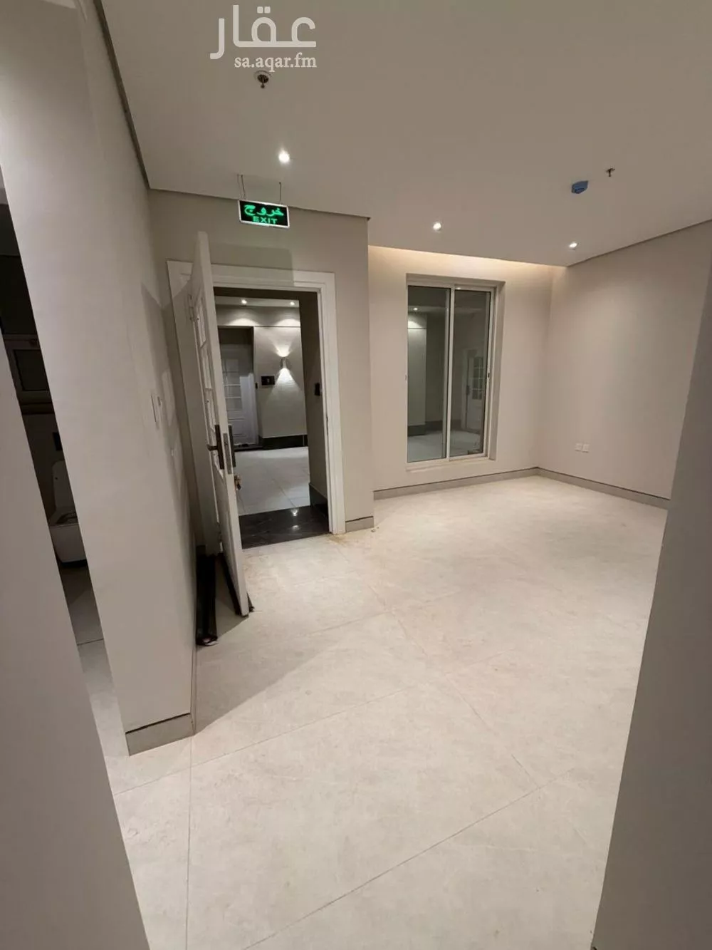 فيلا 5 غرف في العارض 3