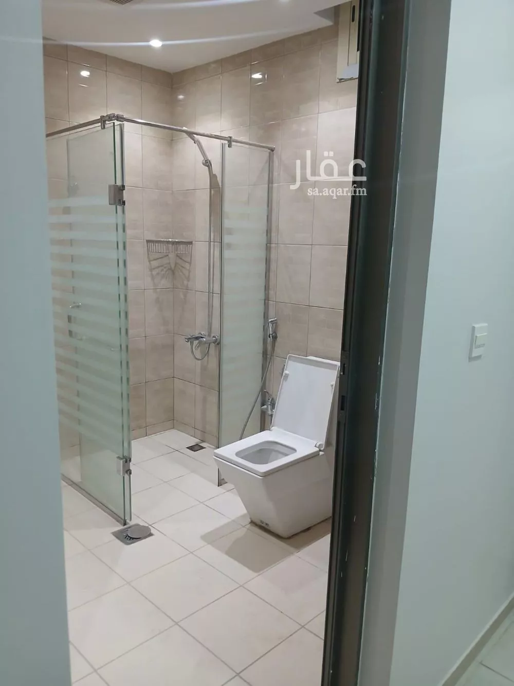 دور 5 غرف في العارض 4