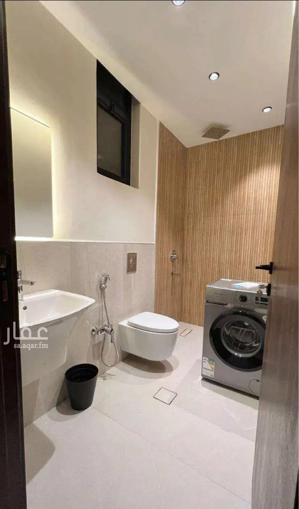 فيلا 5 غرف في العارض 5