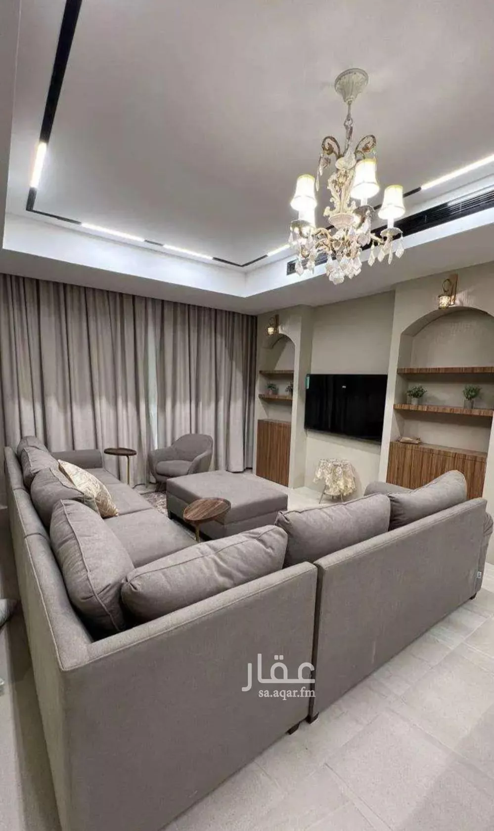 5 bedroom villa in Al Aridh 3