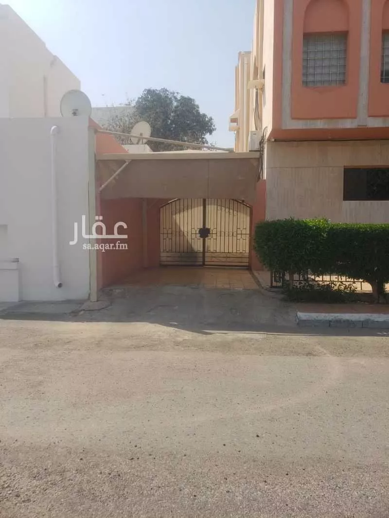 شقة 4 غرف في النهضة 4