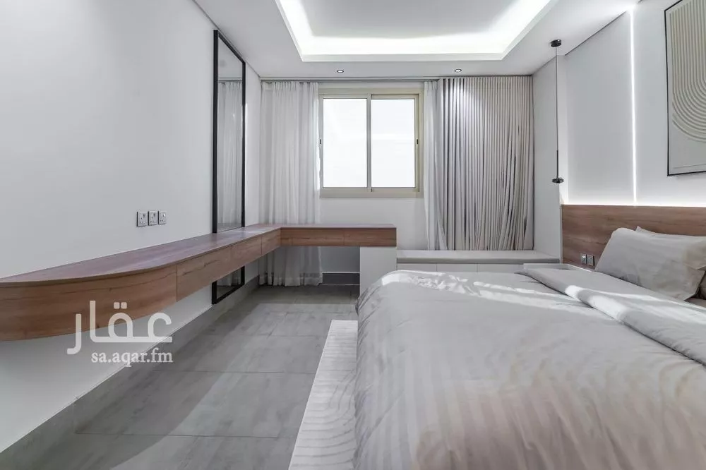 شقة 2 غرف في الملقا 4