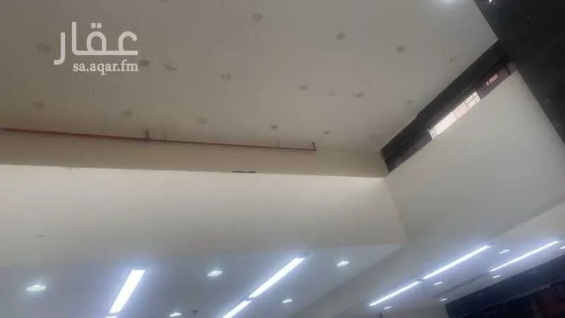 shop in Al Safa, Jeddah 5