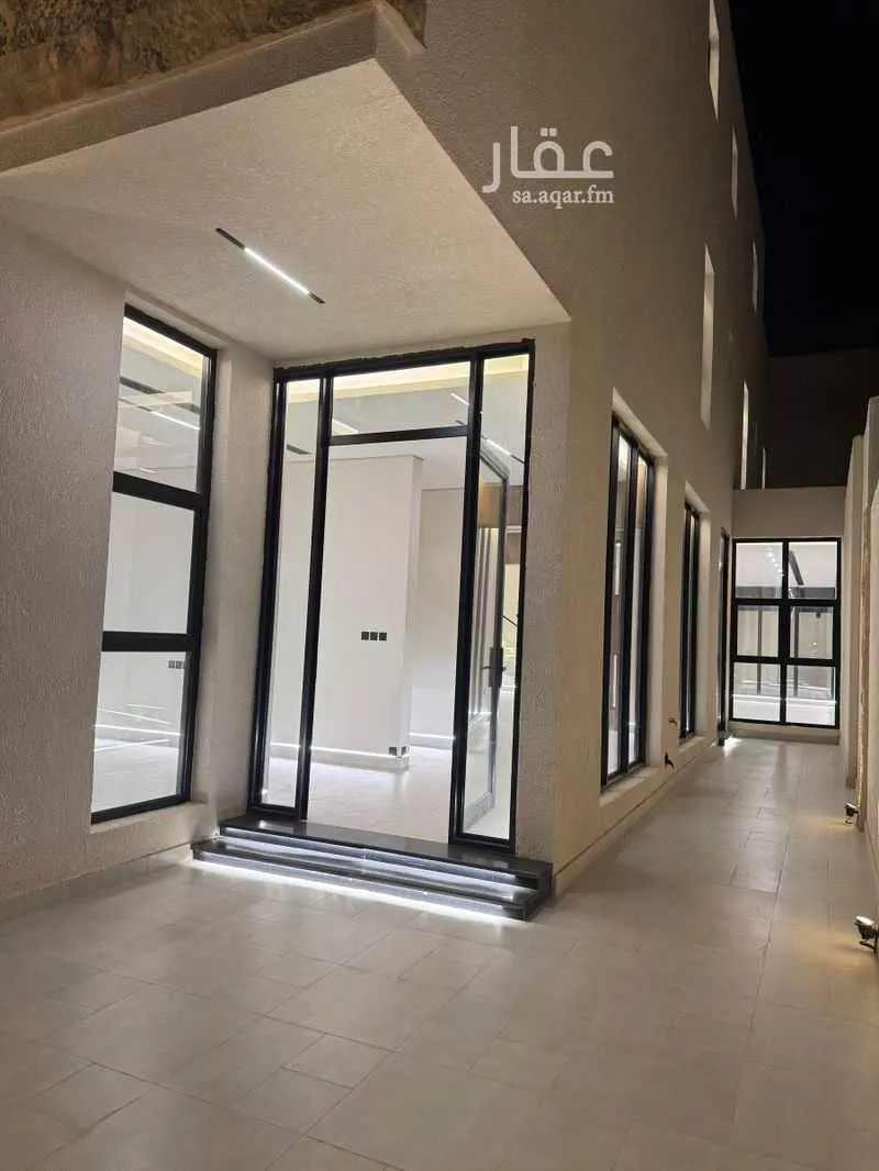5 bedroom villa in Al Aridh 3