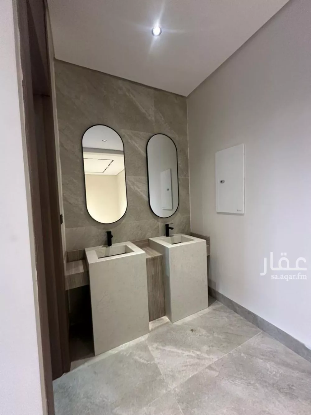 8 bedroom villa in Ash Sharq, Eastern Province 13