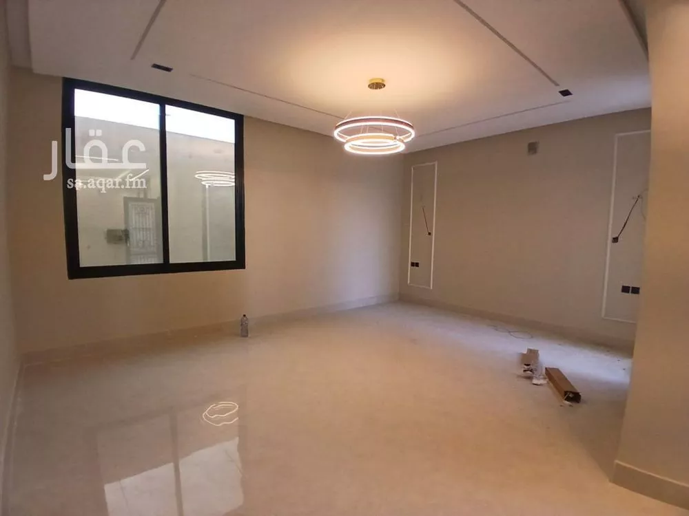 فيلا 9 غرف في الامواج 5