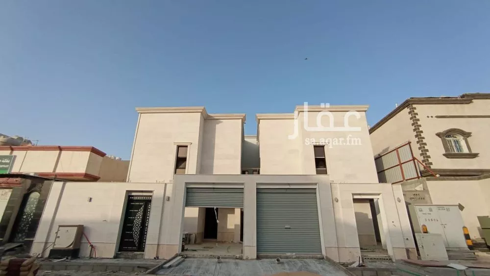 فيلا 9 غرف في ضاحية الملك فهد 1