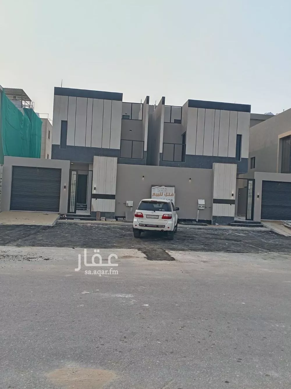 فيلا 8 غرف في ضاحية الملك فهد 2