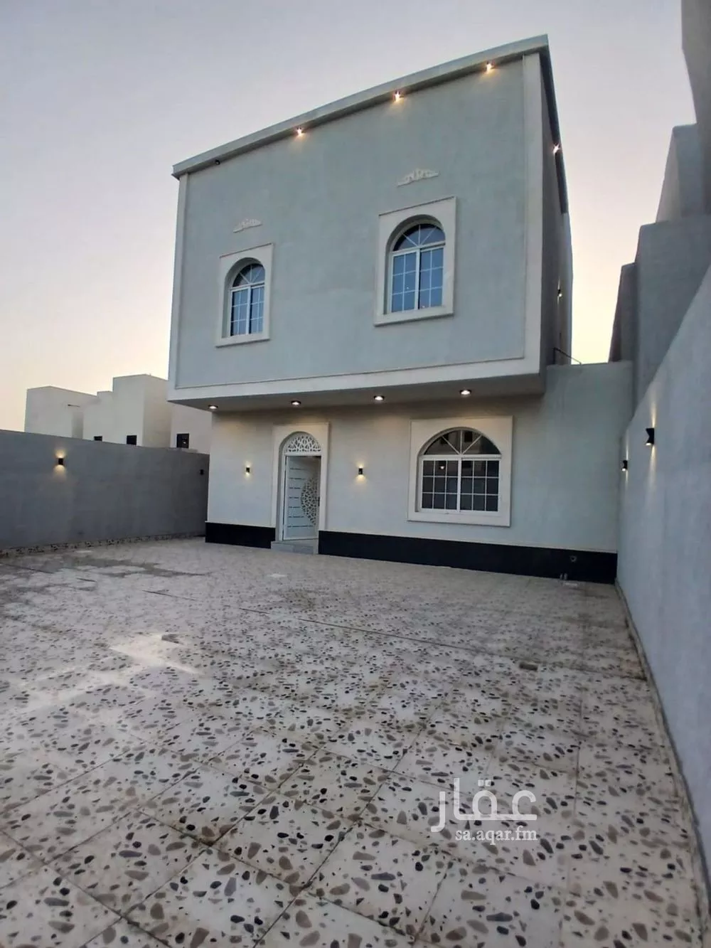 فيلا 8 غرف في اللؤلؤ 2