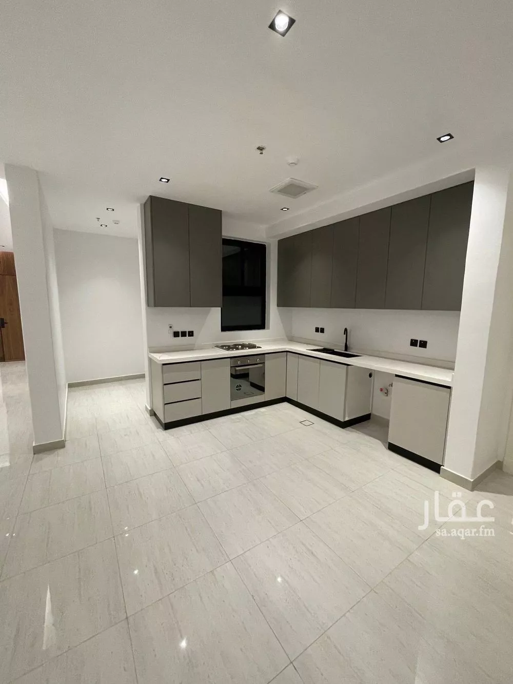 4 bedroom apartment in Al Yarmouk, Riyadh 17