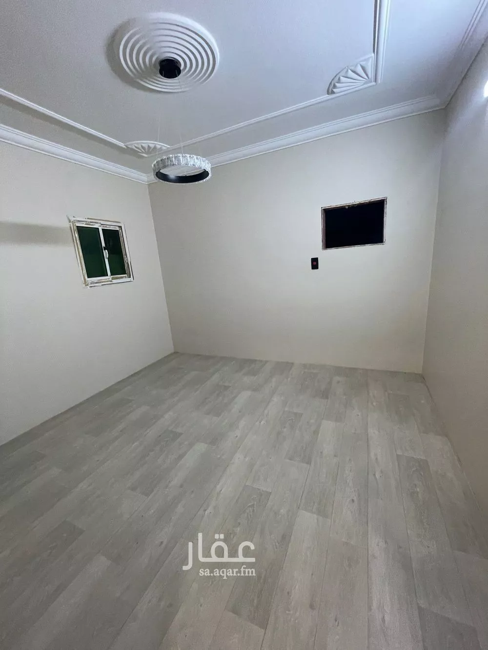 3 bedroom floor in Al Khaleej 5