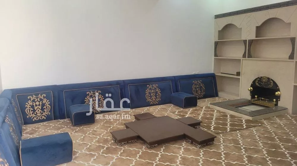 فيلا 7 غرف في القادسية 5