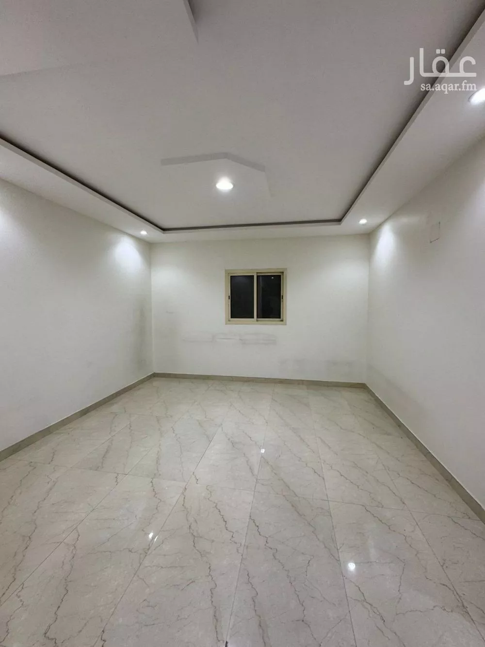 شقة 3 غرف في اشبيلية 2