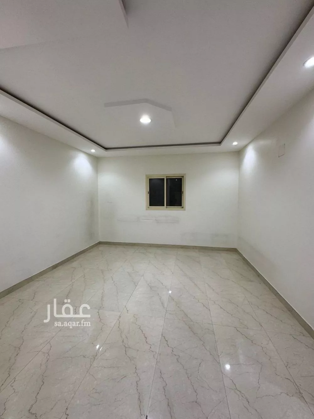 شقة 4 غرف في اشبيلية 3