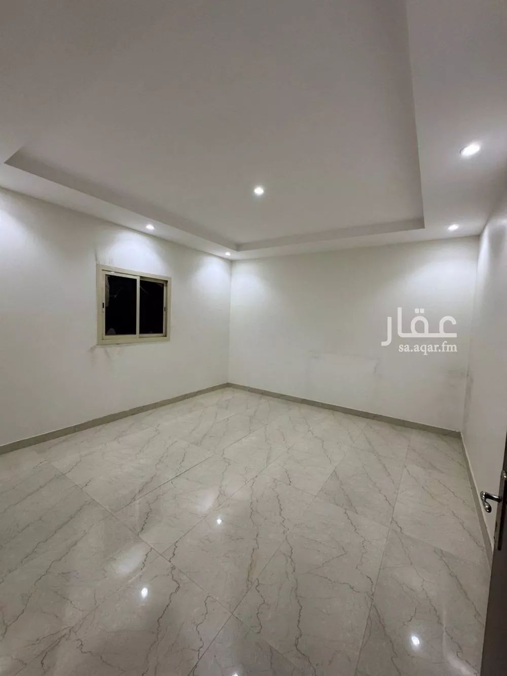 شقة 3 غرف في اشبيلية 5