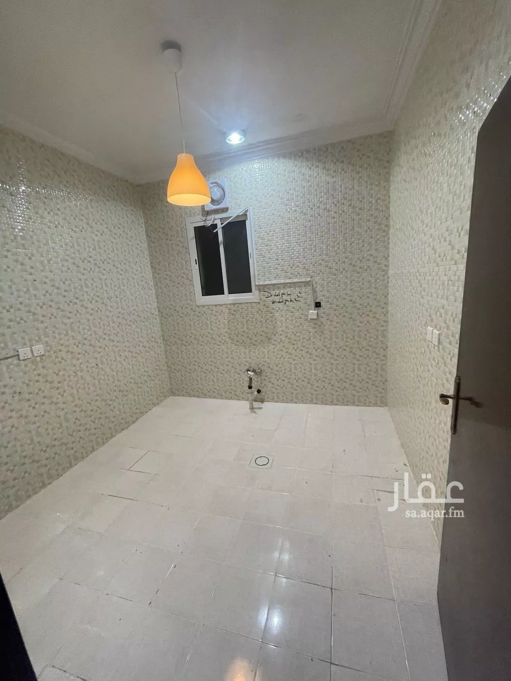 3 bedroom floor in Al Yarmouk 4
