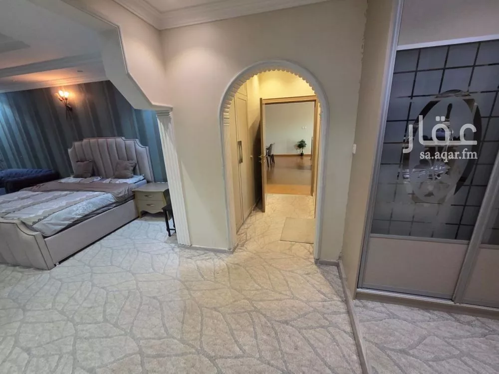 7 bedroom villa in Al Yarmouk, Riyadh 12