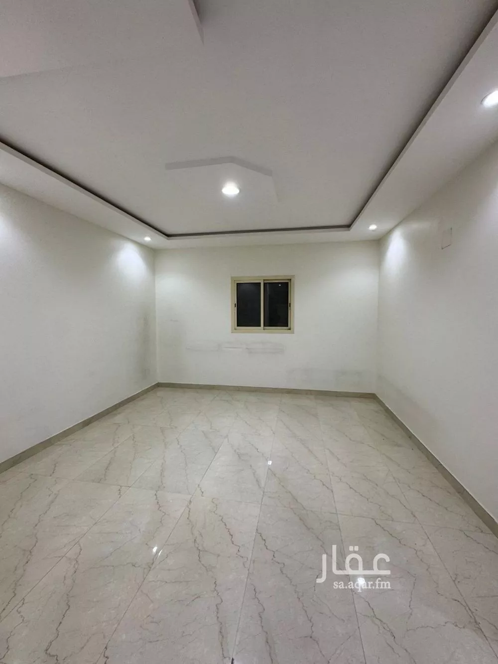 شقة 3 غرف في اشبيلية 3