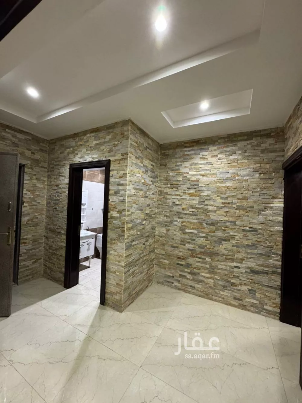 شقة 3 غرف في اشبيلية 2