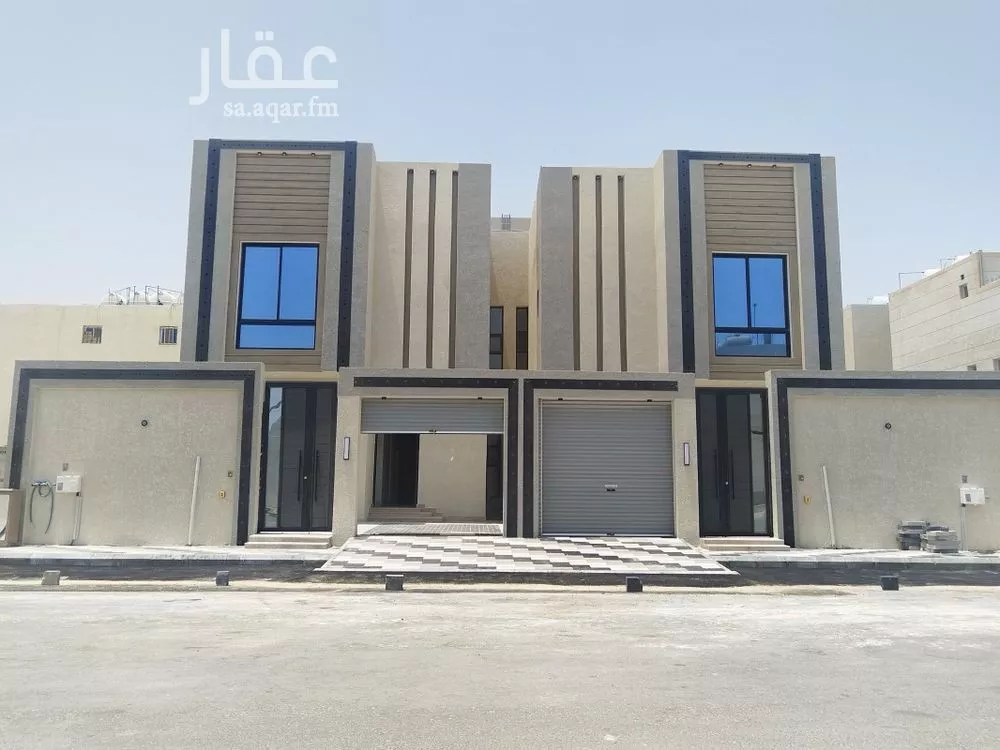 7 bedroom duplex in Dahiat King Fahd