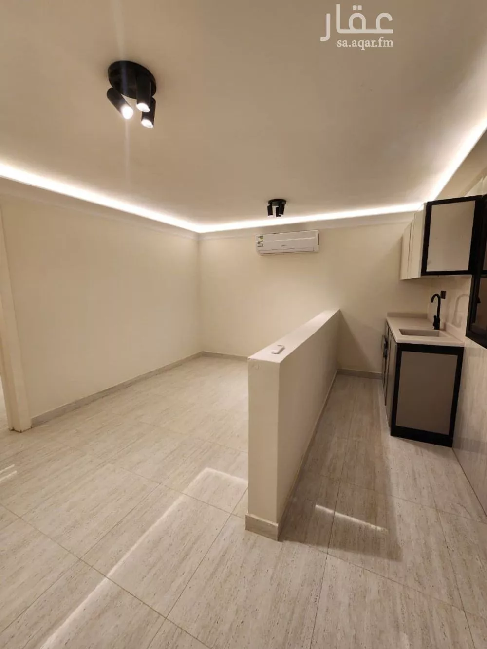 شقة 1 غرف في المربع 3