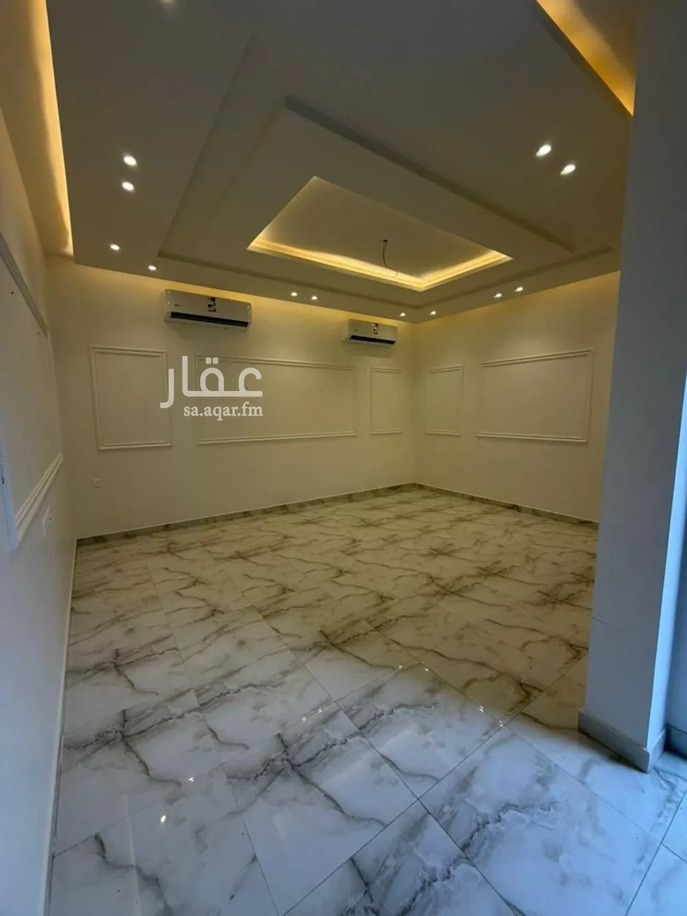 فيلا 5 غرف في النرجس 4