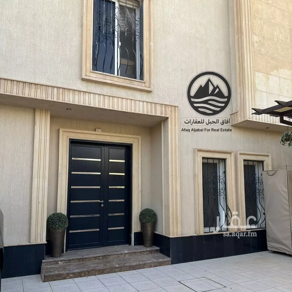 فيلا 10 غرف في الياسمين 2